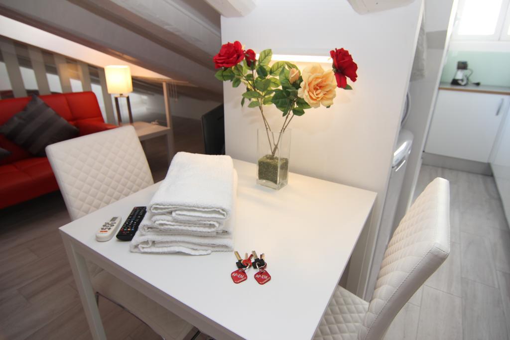 Apartamento Atico En Puerta Del Sol Madrid Extérieur photo